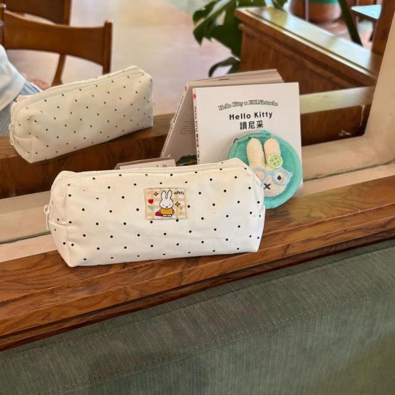 Cartoon Anime Miffy Polka Dot  - Pencil Case Large recension och pris